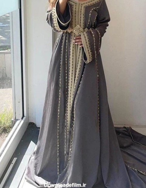 ۷۰ مدل لباس عربی زنانه جدید ۱۴۰۲ ؛ طرح های شیک بلند و پوشیده - ماگرتا
