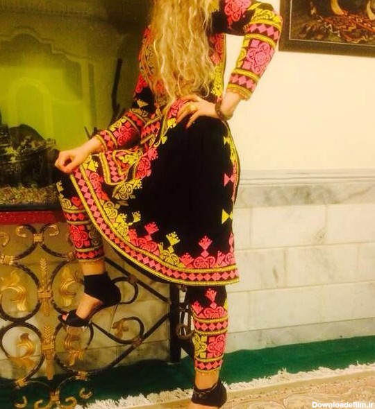 لباس محلی زیبا دختران بلوچ دراستان بلوچستان - عکس ویسگون