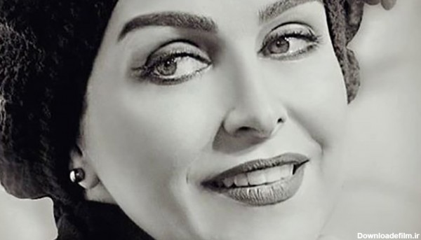 فیلم سنگ مزار خانم بازیگر ایرانی در خارج !  / ماه چهره خلیلی زیبای خفته شد ! + عکس