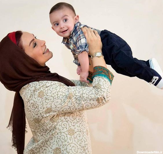 عکس جدید ماه چهره خلیلی و همسر و پسرش - مهین فال