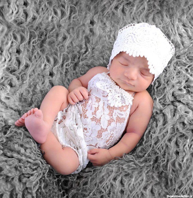 عکس کودک زیر ۳ ماه | ‌Bonsai Photography Studio