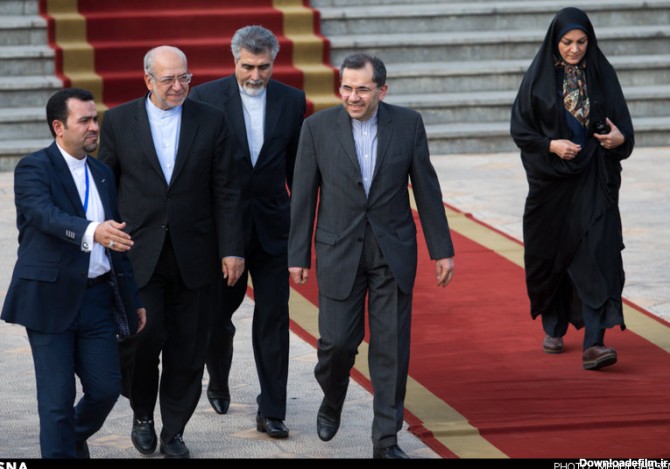 ورود رئیس جمهور اتریش و همسرش به تهران (عکس)