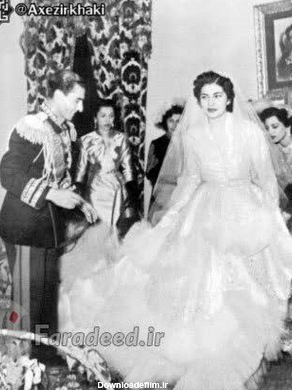 عکس: لباس عروسی ۳۰ کیلویی همسر دوم شاه