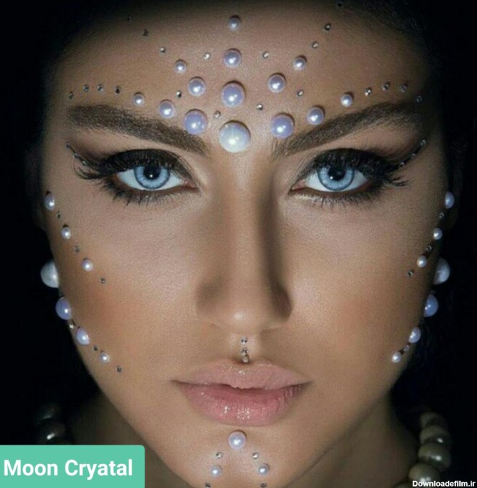 فروش لنز Moon Crystal (طوسی آبی دوردار)  برند ترسا لاکچری بهمراه قیمت امروز لنز رنگی  و قیمت امروز لنز طبی