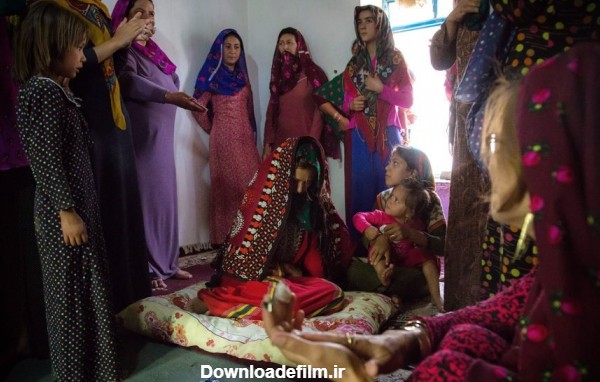 تصاویر | عروسی ترکمن‌ها با لباس‌های صدرنگ و هزار نقششان