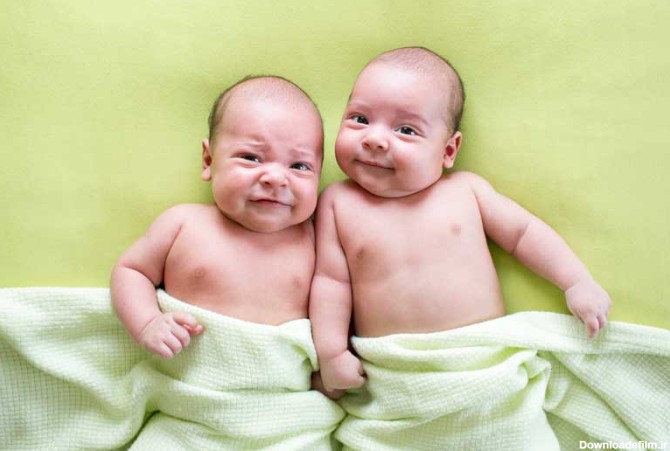 دانلود تصویر باکیفیت نوزادان دوقلو و تپل و خوشگل