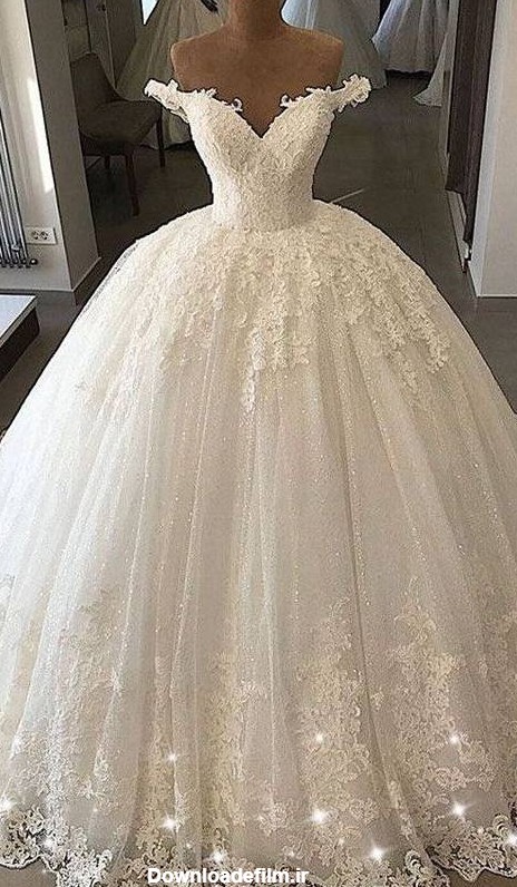 مدل های لباس عروس یقه دلبری مد 2019 + تصاویر