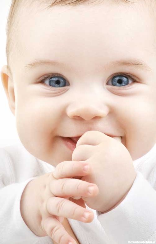 دانلود تصویر باکیفیت چهره ی نوزاد چشم آبی و خندان | تیک طرح ...
