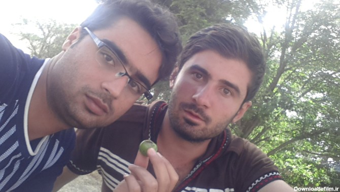منو پسر عمم همین الان یهویی در حال گوجه سبز خوردن... - عکس ویسگون