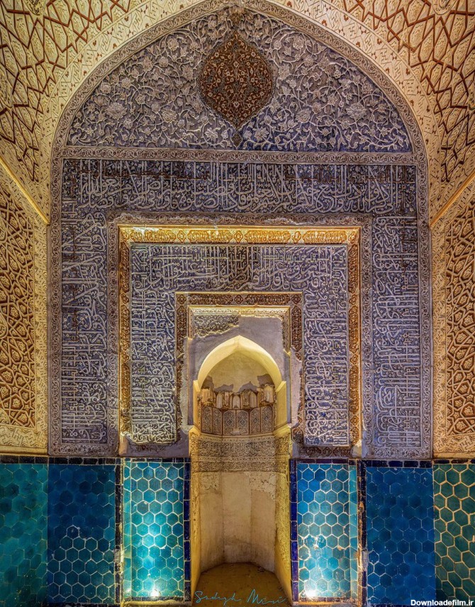 محراب زیبای مسجد جامع ساوه یادگار دوران صفوی