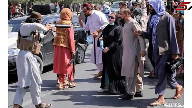فیلم حمله طالبان با چوب دستی به تظاهرات زنان در کابل ! + عکس ...