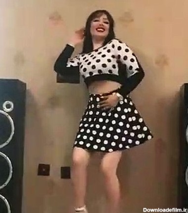 رقص دختر ایرانی با آهنگ شاد