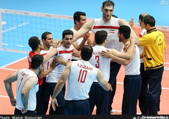 عکس/ حلقه شادی مردان والیبال نشسته ایران