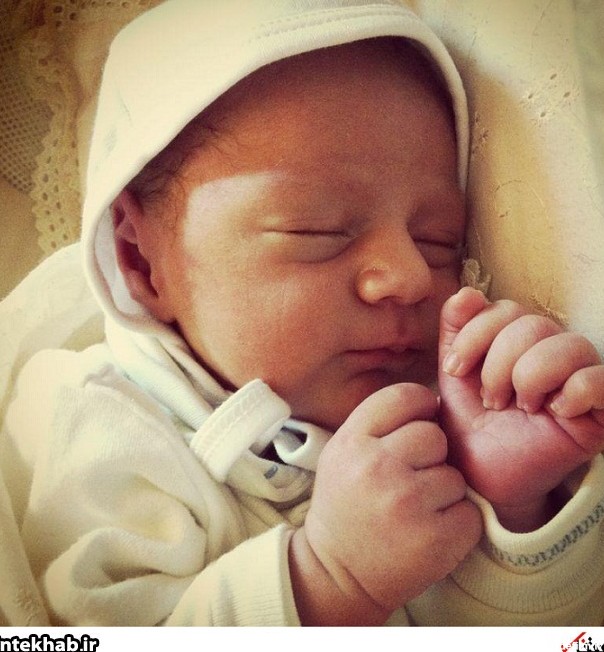 تصویری جدید از نوزاد تازه متولد شده ی سید حسن خمینی | سایت انتخاب