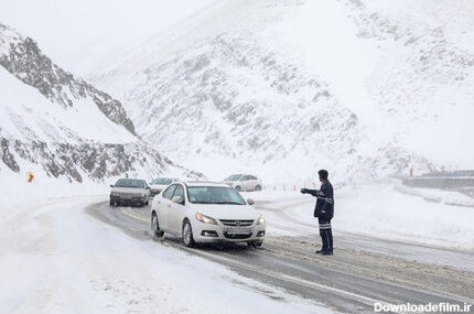 بارش برف و باران در جاده‌های ۸ استان | این جاده مهم مسدود شده است