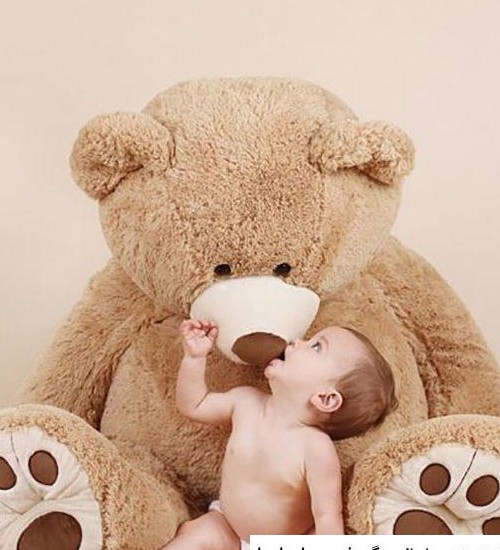 مدل عکس نوزاد با خرس بزرگ