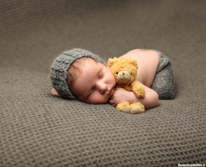 عکس-نوزاد-یک-ماهه | فیلیک
