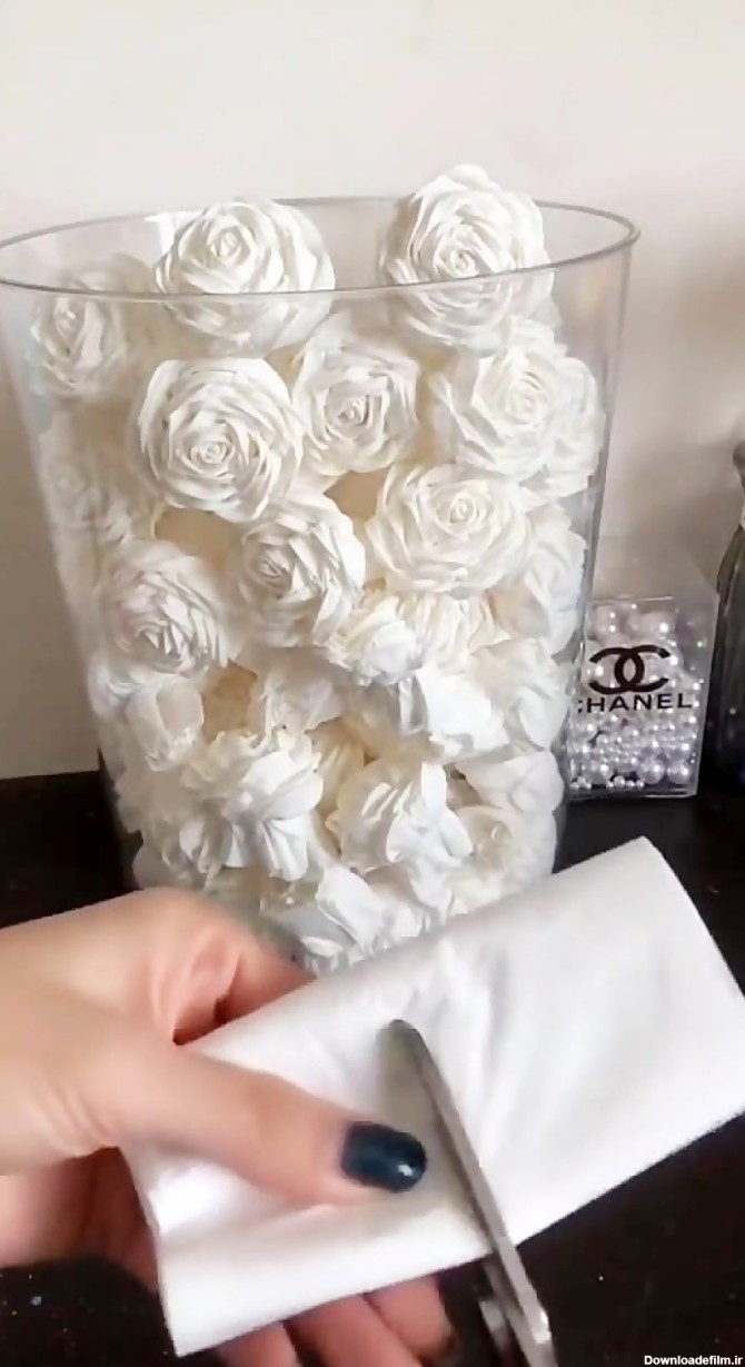 ترفند ساخت گل رز با دستمال کاغذی