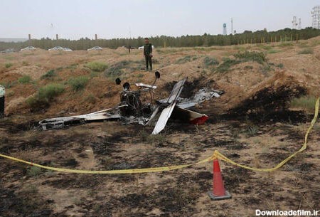 تصاویر جدید از سقوط هواپیمای تک سرنشین در کازرون