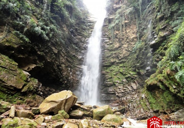 آبشار اکابل از جاهای دیدنی چالوس و مازندران