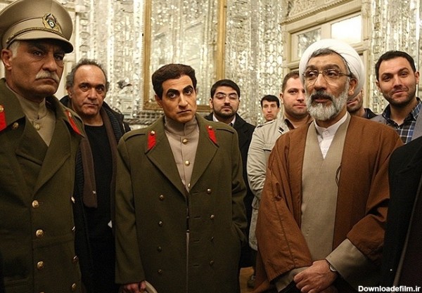 پور محمدی در کنار بدل رضا شاه و پسرش (عکس)