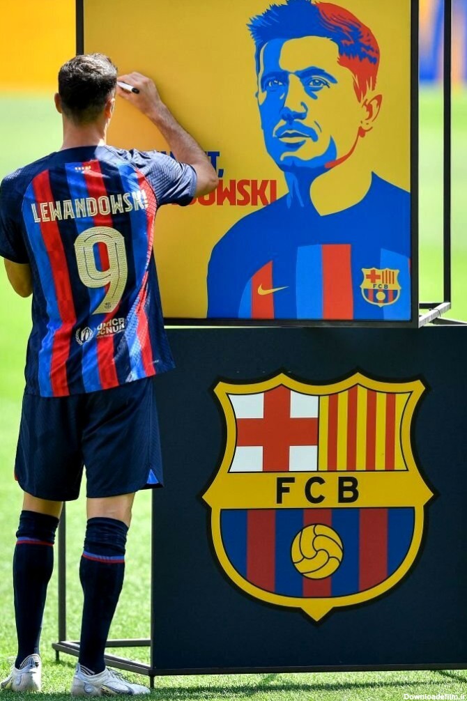 روبرت لواندوفسکی شماره 9 جدید بارسلونا / عکس | طرفداری