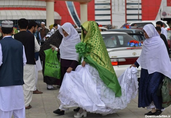 فرارو | (تصاویر) جشن عروسی ۷۰ زوج در پایتخت افغانستان
