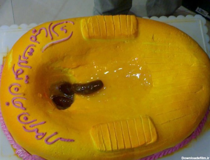 کیک تولد به سبک بی ادبی - عکس ویسگون