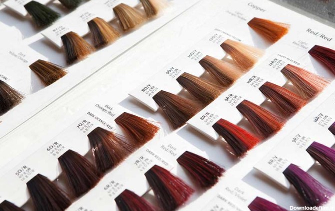 کامل ترین راهنمای تشخیص رنگ مو از روی کاتالوگ | دوره های دترلند