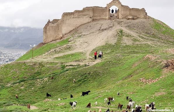 قلعه اژدها پیکر یکی از شهرهای تاریخی و قدیمی ایران