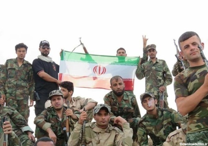 عکس/ اهتزار پرچم ایران توسط عراقی ها - تسنیم