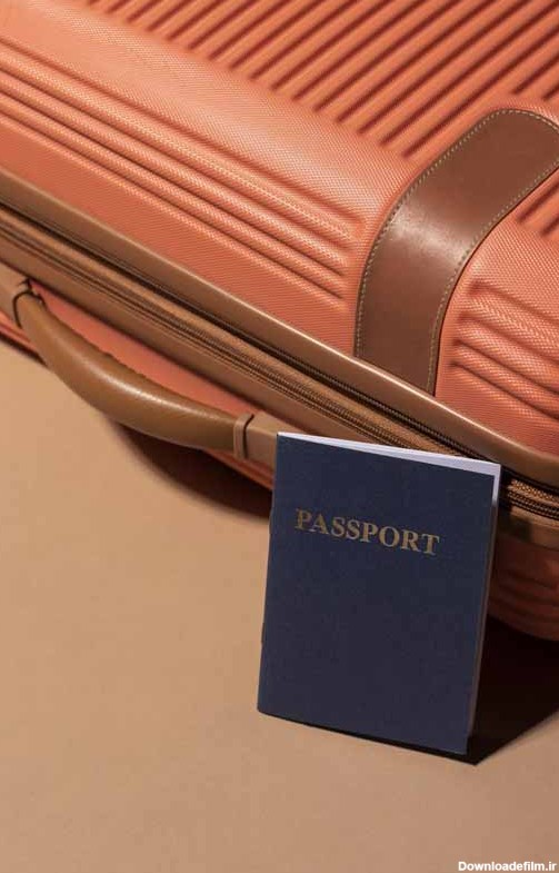 دانلود تصویر پاسپورت و چمدان