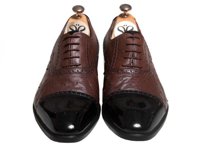 ترکیب چرم گاوی و شترمرغ در مدل کفش مردانه ژوانی سی سی - کفش تبریز