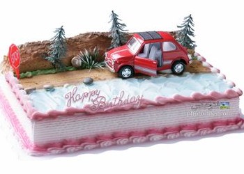 کیک تولد با طرح پسرانه boy car birthday
