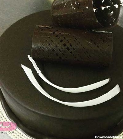 تزیین کیک شکلاتی
