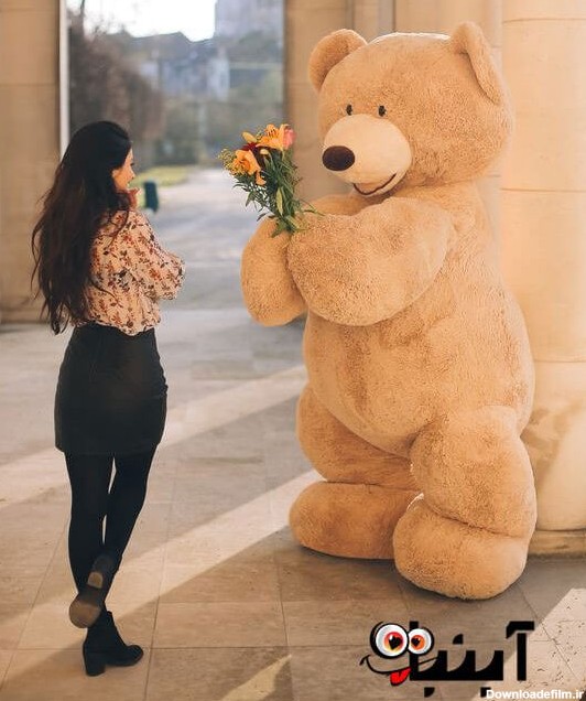 عکس دخترونه با خرس عروسکی بزرگ