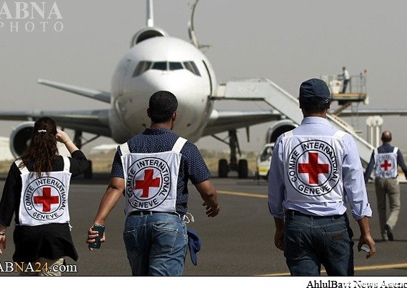 عکس : کمک صلیب سرخ به مردم یمن | پایگاه اطلاع رسانی رجا