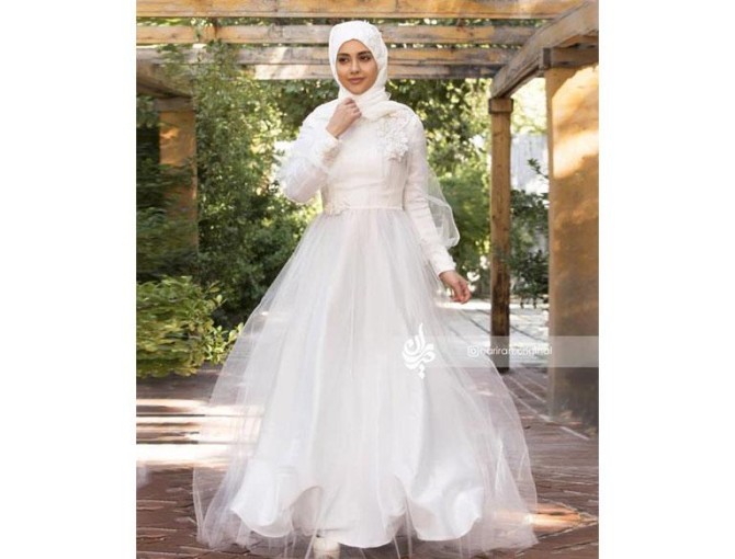 لباس مجلسی زنانه برای عروسی | تا 50 % تخفیف در حراجی حریران از ...
