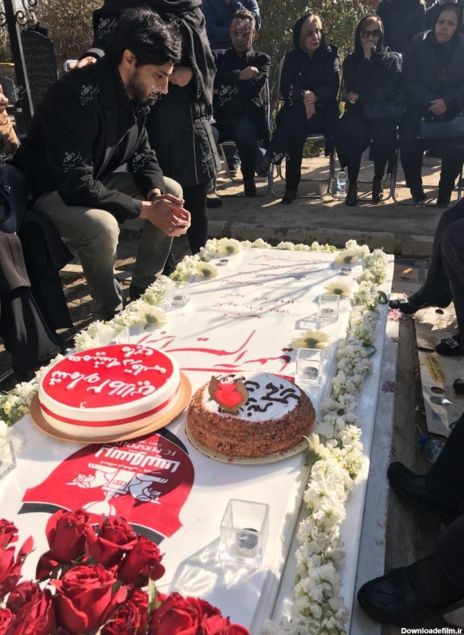 کیک تولد مرحوم آشتیانی در چهلمین روز درگذشتش بریده شد+ تصاویر و ...
