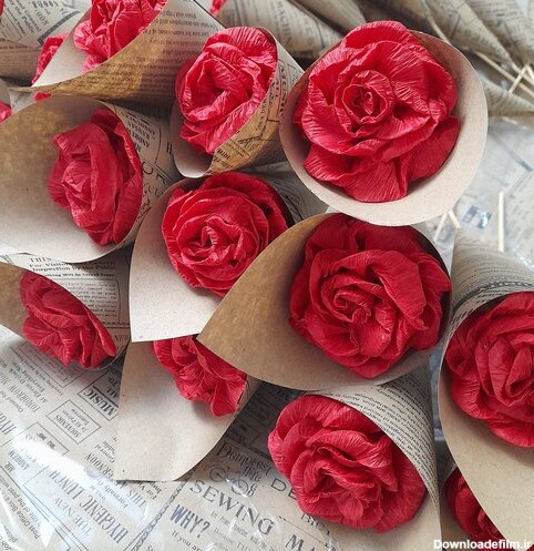 گل رز کاغذی *قیمت یک عدد* (مناسب روز مادر ، ولنتاین)