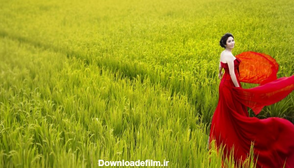 عکس دختر زیبا در لباس قرمز - ای اس دانلود