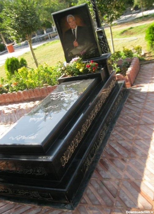 سنگ قبر کرمان