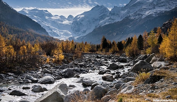 تصویر پس زمینه منظره کوه و جنگل با جریان رودخانه | فری پیک ایرانی ...