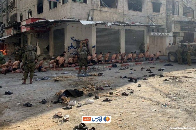 عکس/ حماقت جدید ارتش صهیونیستی؛ اسارت و برهنه کردن مردان فلسطینی در هوای سرد