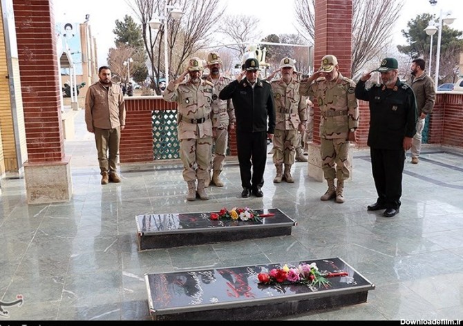 ادای احترام فرمانده مرزبانی ناجا به شهدای استان کردستان+ تصویر