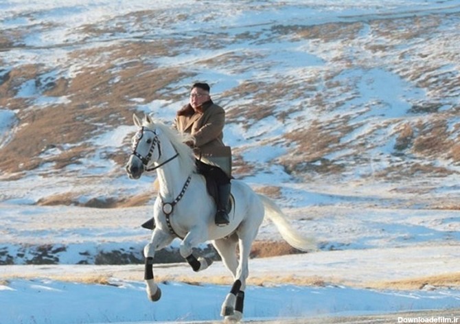 پیام رهبر کره شمالی به آمریکا با اسب سواری در برف+تصاویر - تسنیم