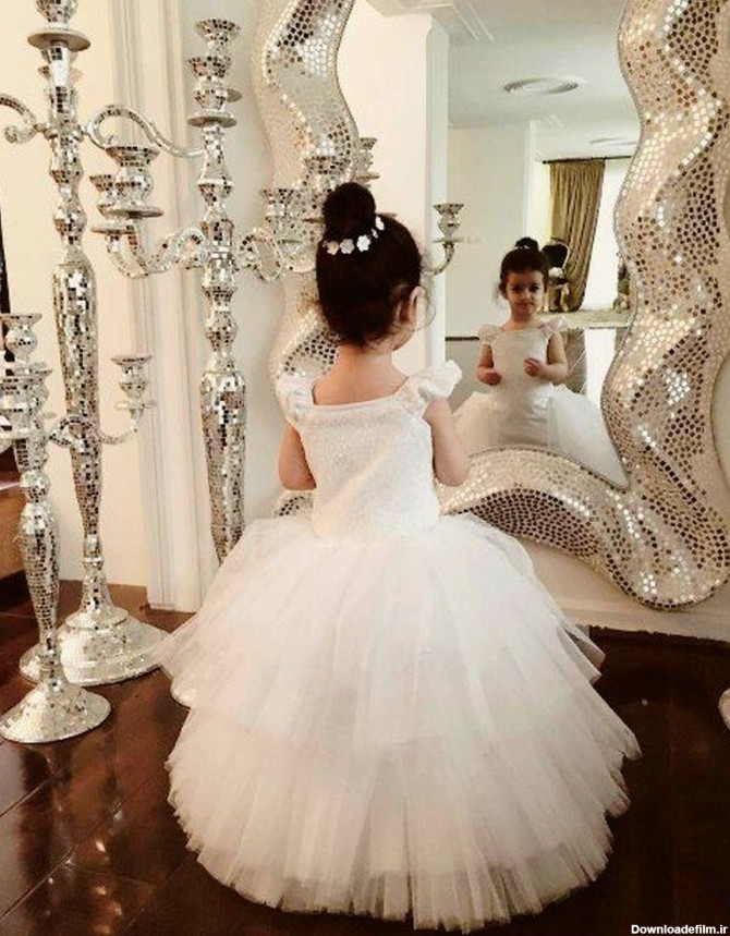 دختر خواننده معروف در لباس عروس +عکس