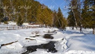 تصویر با کیفیت منظره زیبای فصل زمستان همراه با طبیعت و چشم انداز