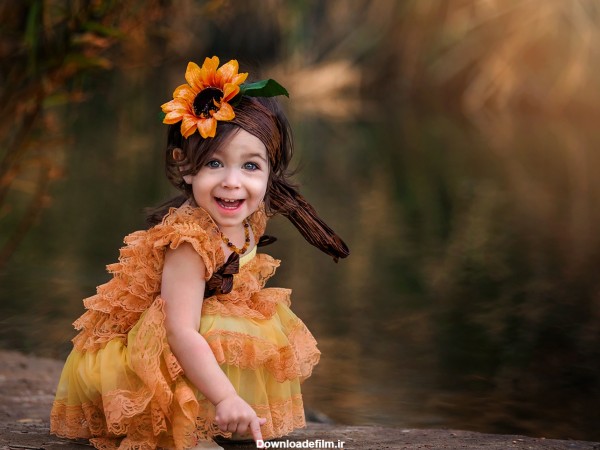 عکس دختر بچه شاد