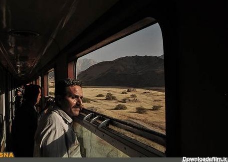 تصاویر: مسافران قطار عادی جنوب - تابناک | TABNAK